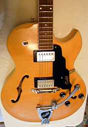 Guild Starfire III 1999 AUT_4838.JPG